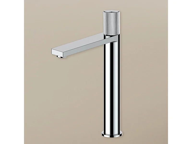 Robinet mitigeur haut strié chrome