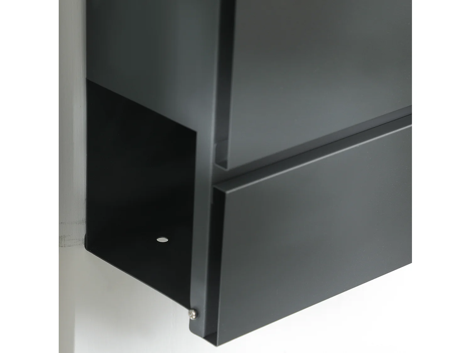 Cassetta postale con portagiornali e chiavi di sicurezza grigio