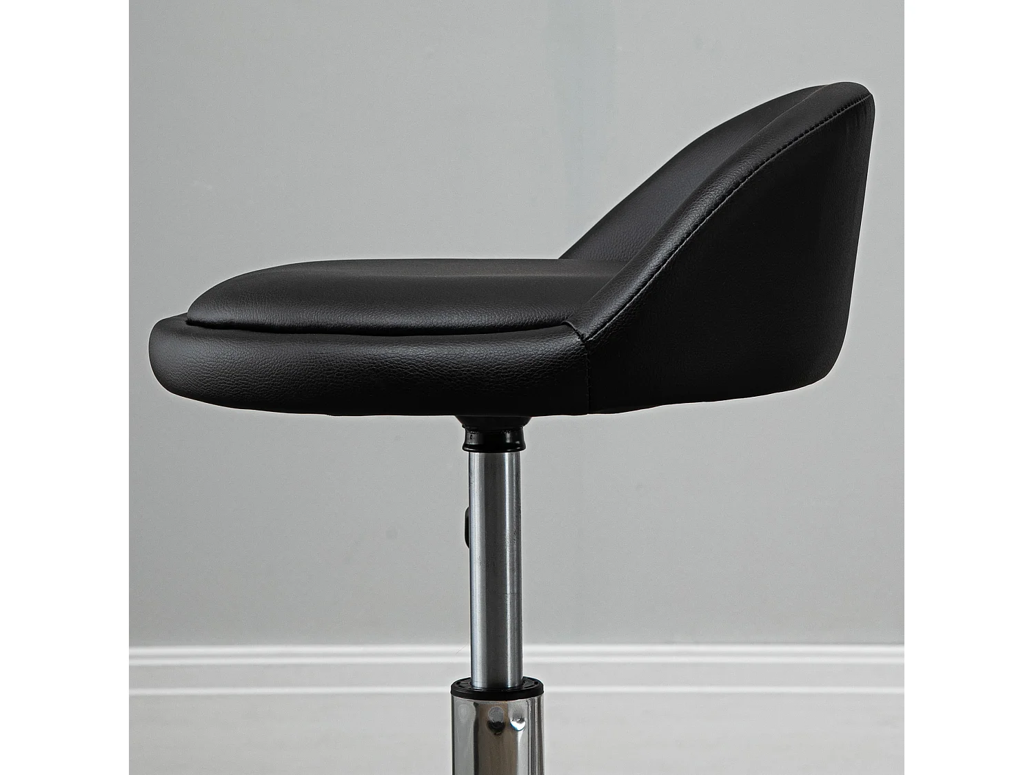 Set 2 sgabelli con rotelle altezza regolabile seduta girevole