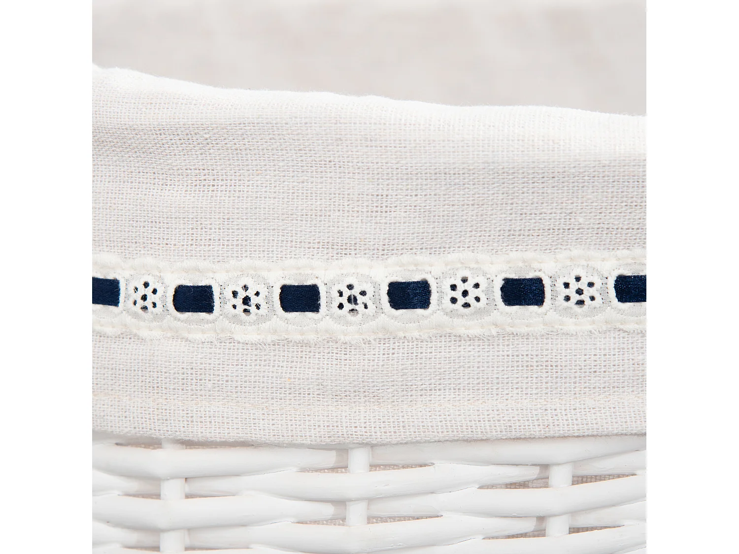 Cesto portabiancheria in vimini bianco con coperchio max. 15kg