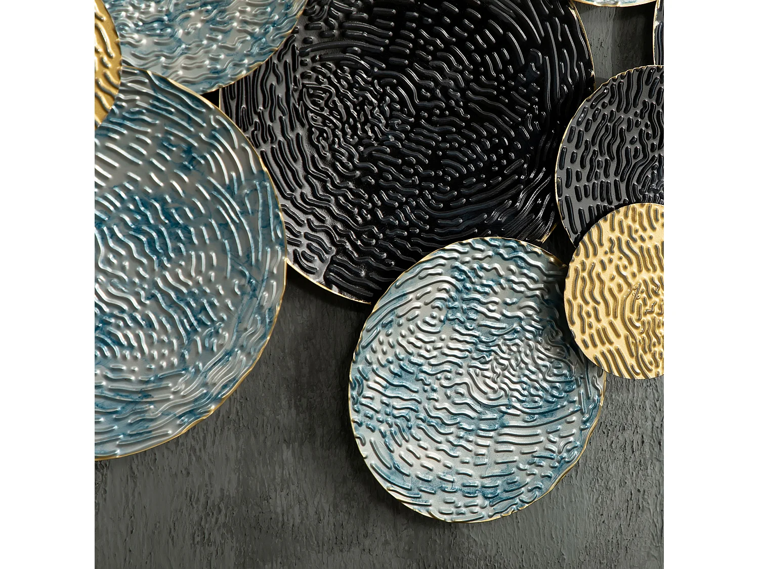 Wall art in metallo 3d a cerchi 133x66cm blu nero oro