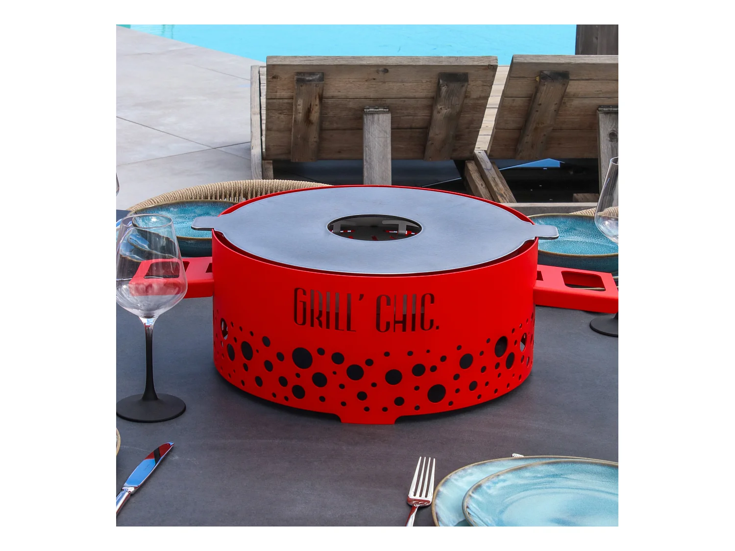 P'TIT GRILL Brasero Double Cuve ACIER 39.5 x17.5cm - Rouge - Dynamique et compact idéal pour de petites soirées extérieures