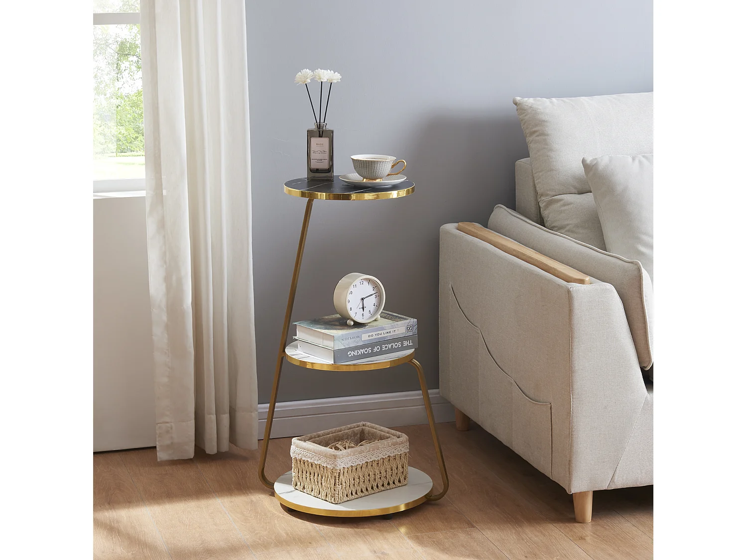 Table d'appoint Sipoo à 3 niveaux 74 x 46 x 37 cm marbre blanc / marbre noir / doré [en.casa]