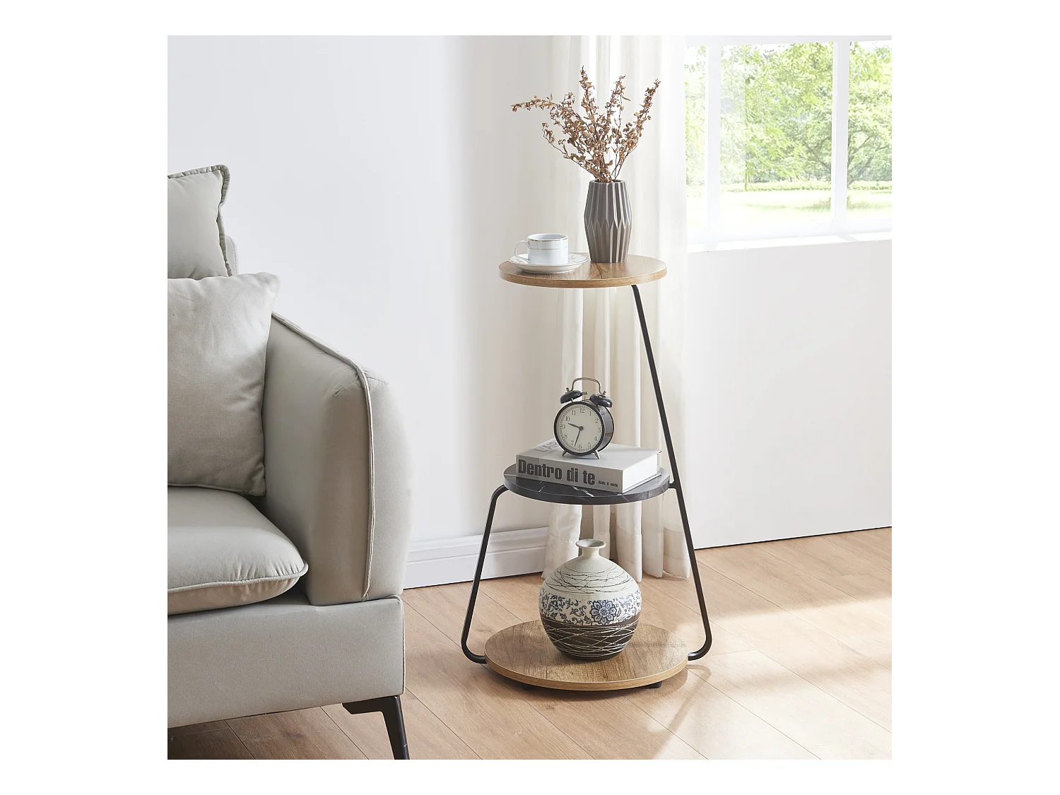 Table d'appoint Sipoo à 3 niveaux 74 x 46 x 37 cm effet noyer / marbre noir / noir [en.casa]