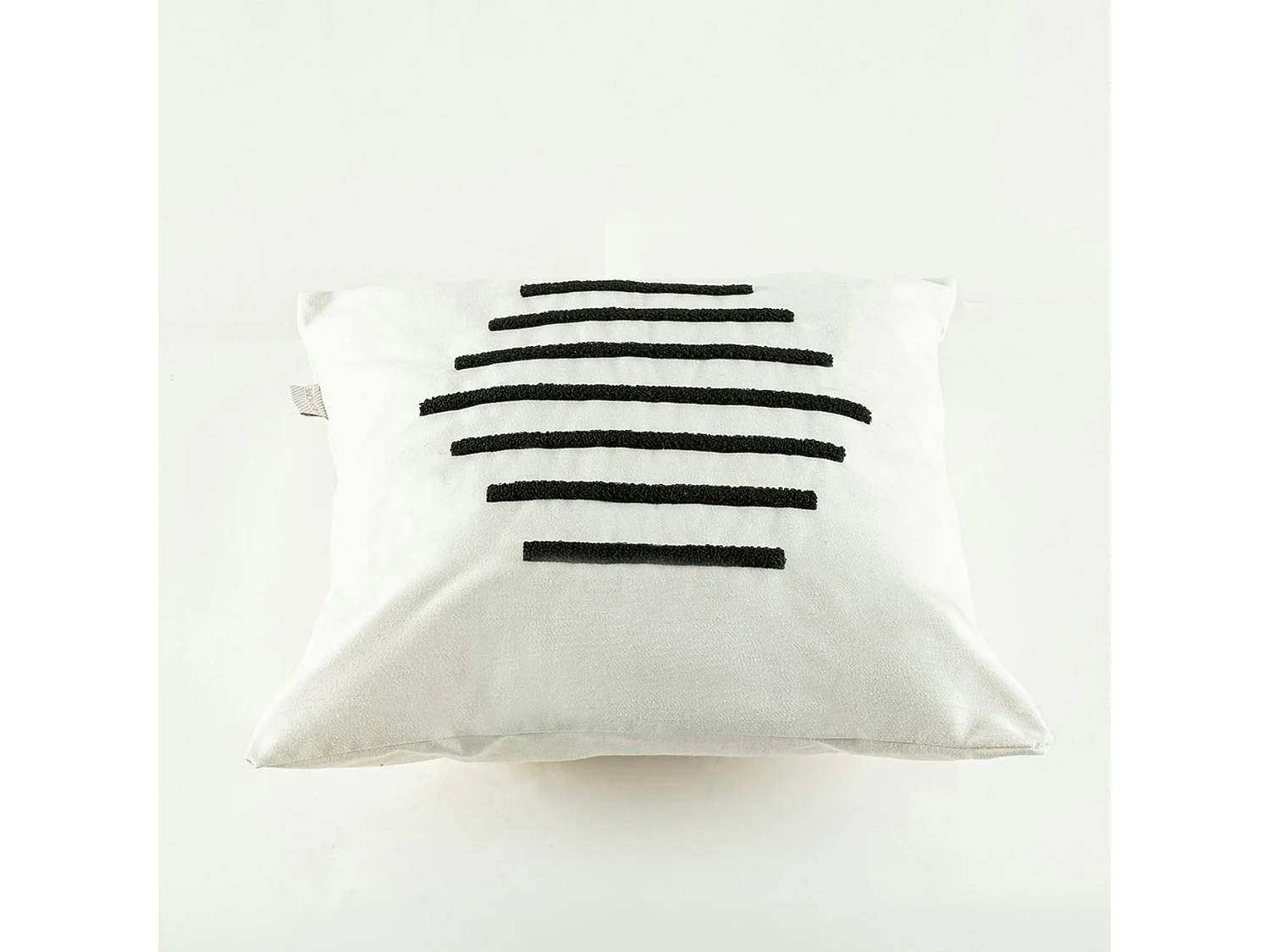 Coussin de canapé en lin – rayures en bouclette noire IZMIR