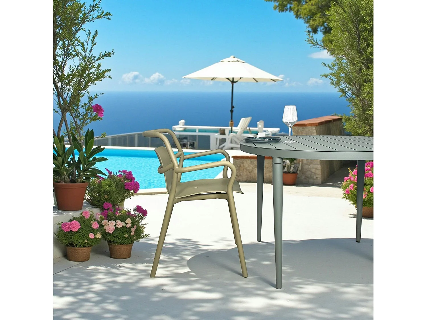 Chaise de jardin design kaki, empilable (lot de 2) PINETO