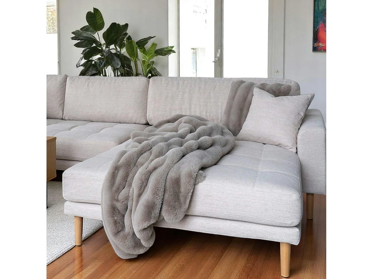 Plaid fausse fourrure gris clair - esprit cocooning FALLON