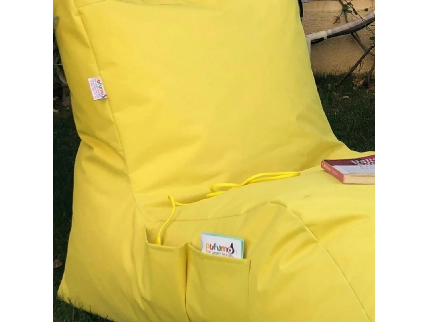 Pouf bain de soleil XXL imperméable – jaune ARTA