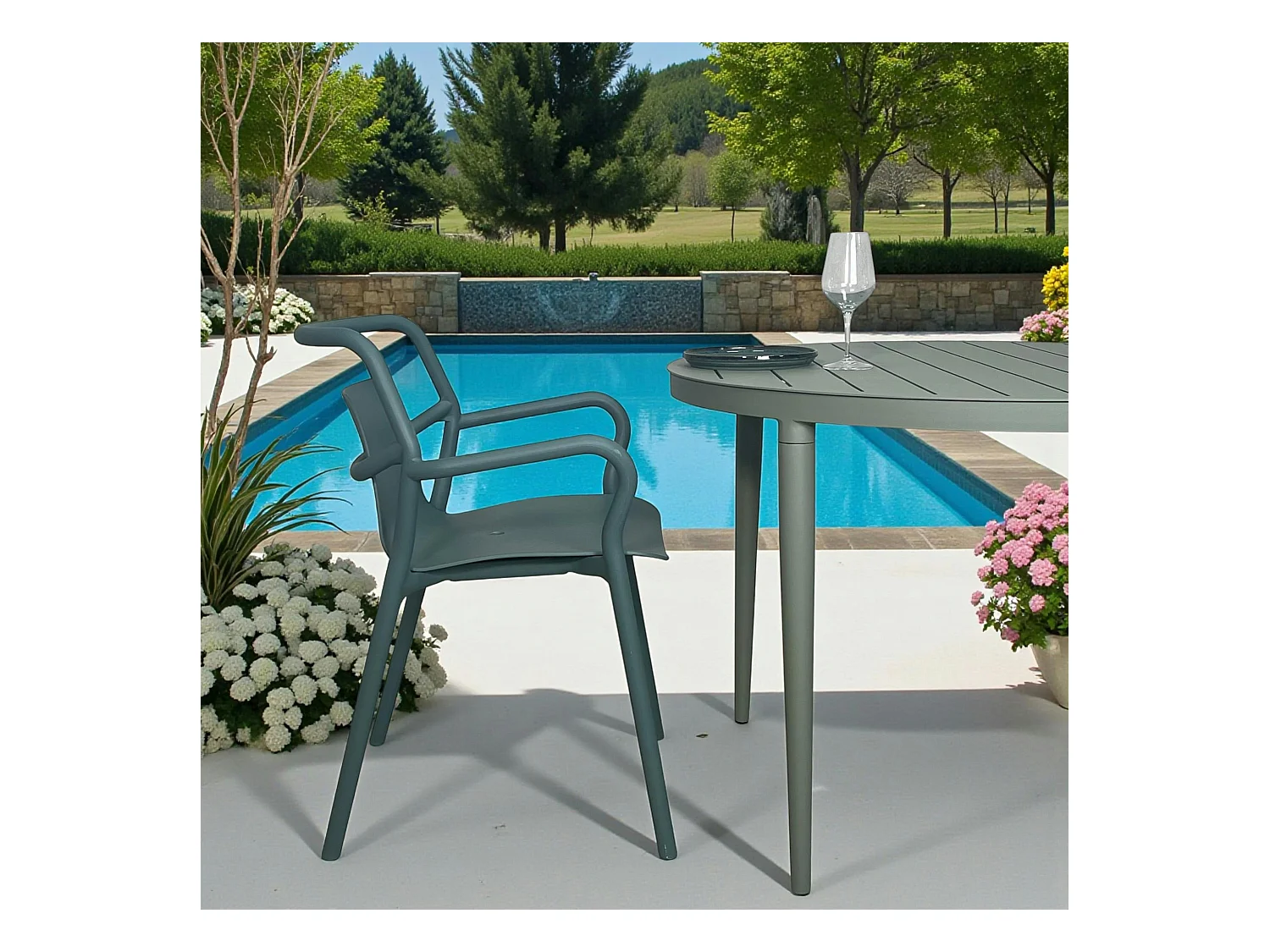 Chaise de jardin design bleue, empilable (lot de 2) PINETO