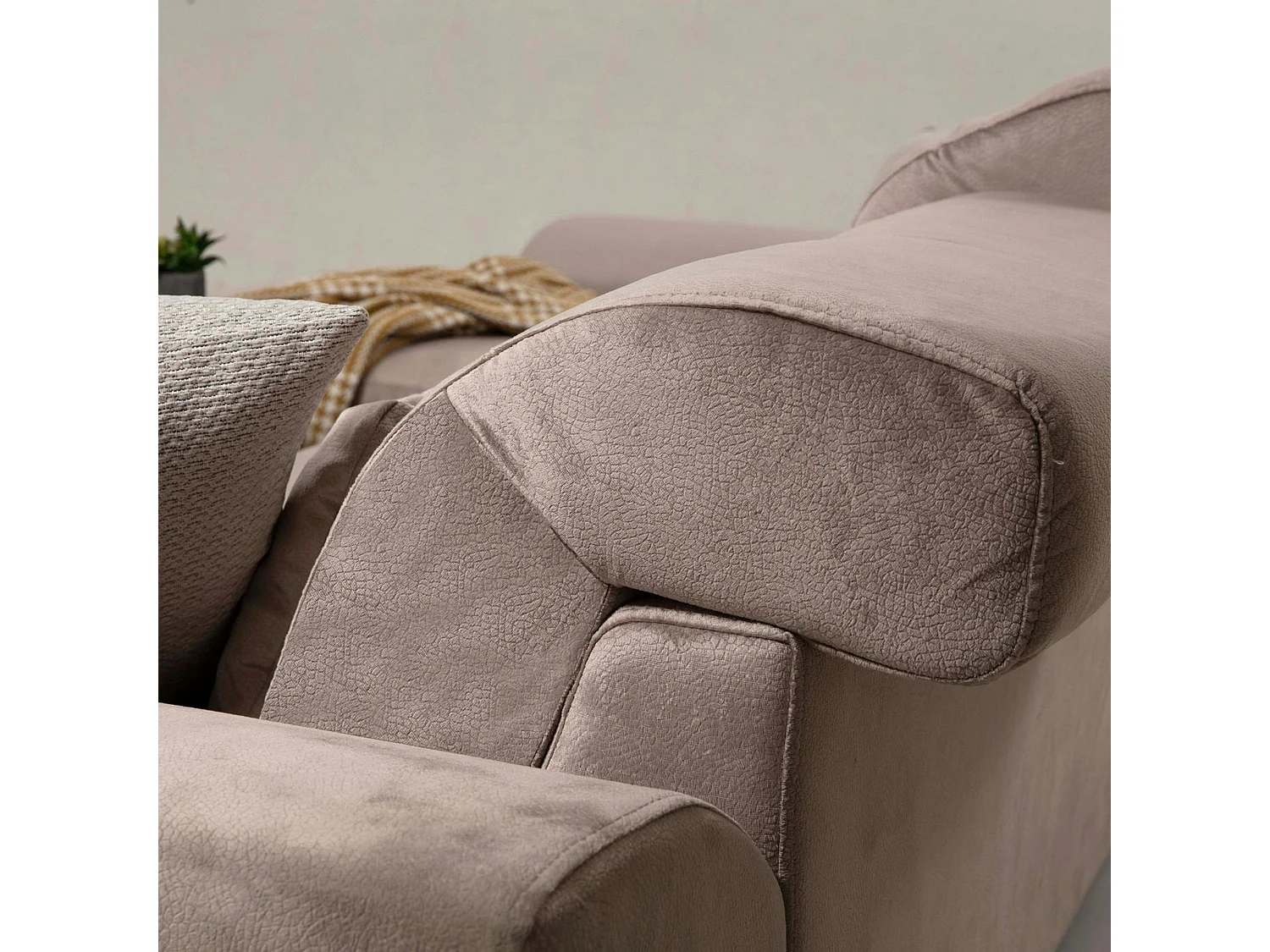 Canapé d'angle beige - dossier inclinable, côté droit MILO