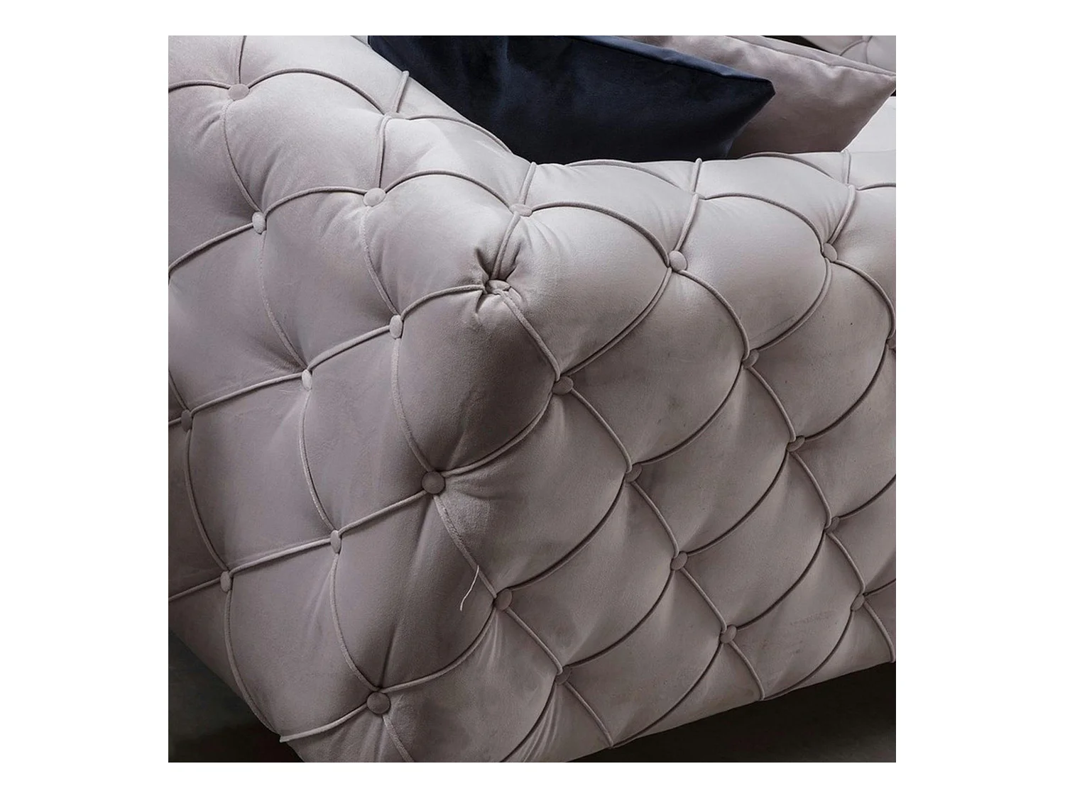 Canapé 2 places gris clair en velours capitonné DOVER