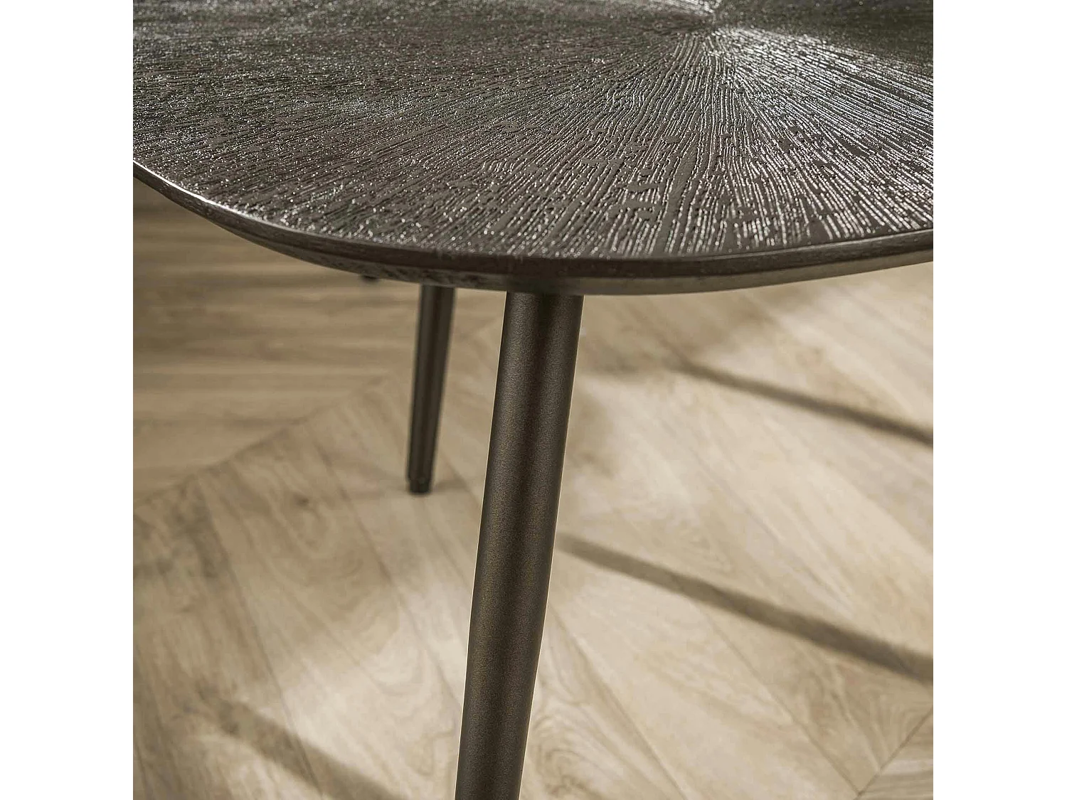 Table gigogne organique – brun bronze, forme libre (lot de 2) RALF