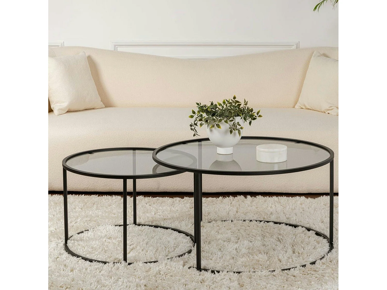 Table gigogne verre fumé - cadre noir (lot de 2) ⌀80 cm TULUM