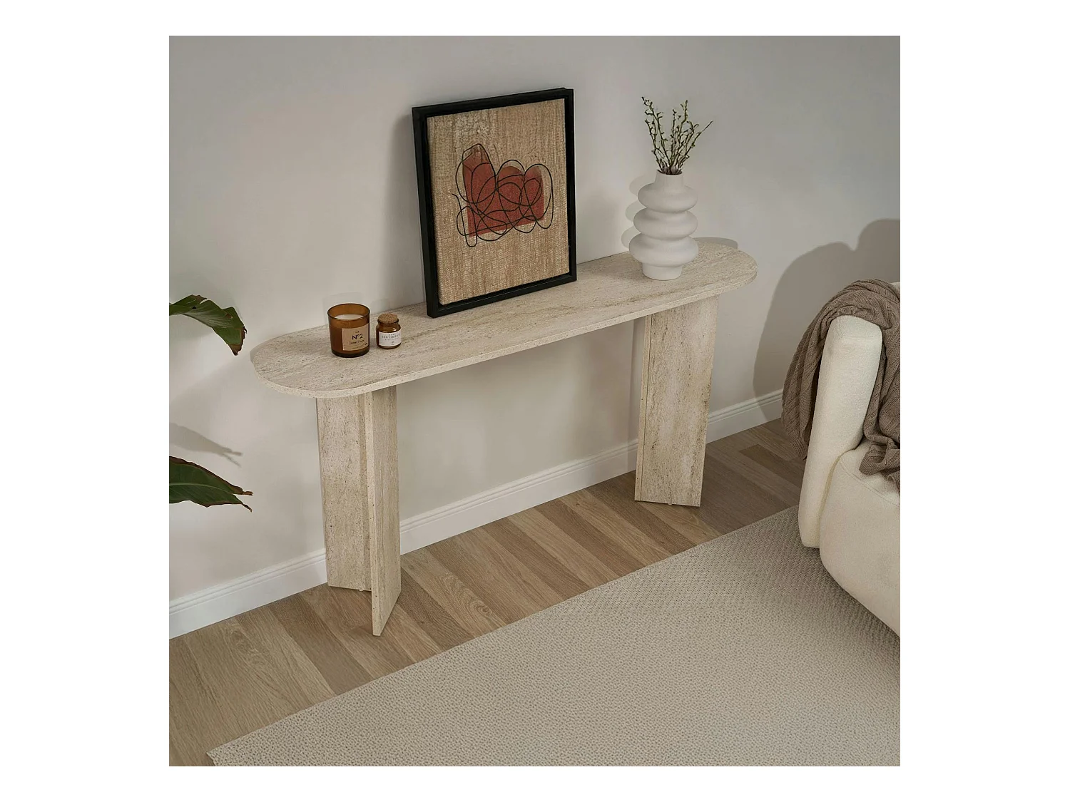 Console de salon ovale effet travertin - pieds en V MARFA