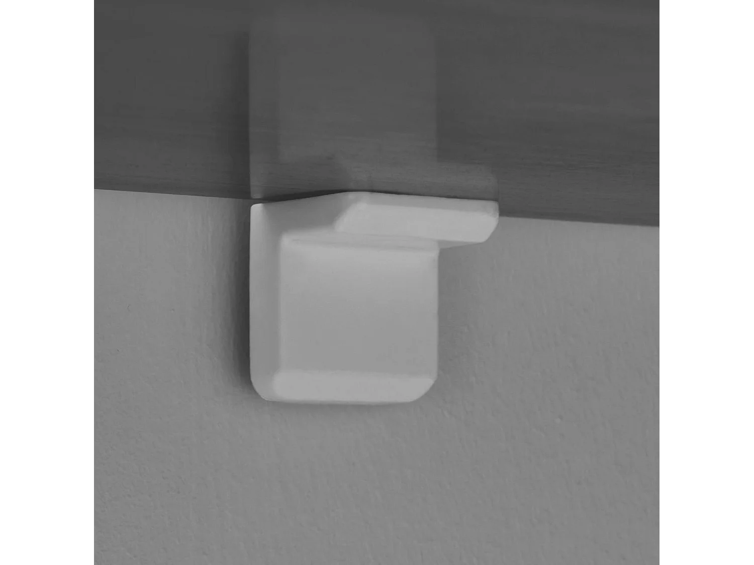 Console de salon ovale effet travertin - pieds en V MARFA