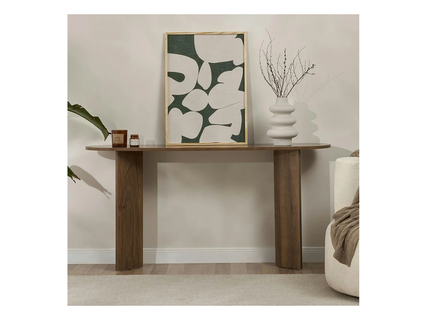 Console de salon ovale effet noyer foncé - pieds en V MARFA