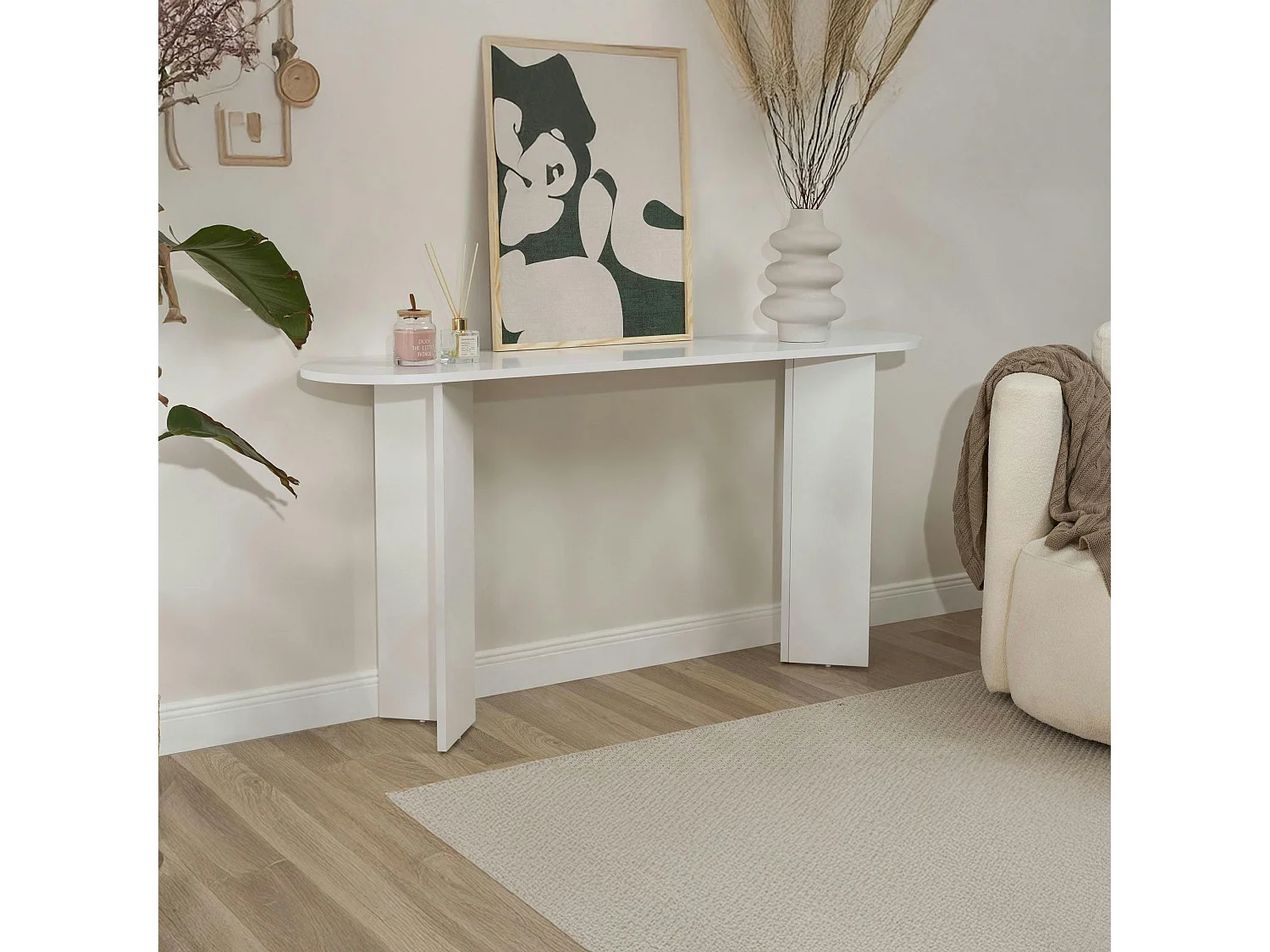 Console de salon blanche effet laqué - pieds en V MARFA