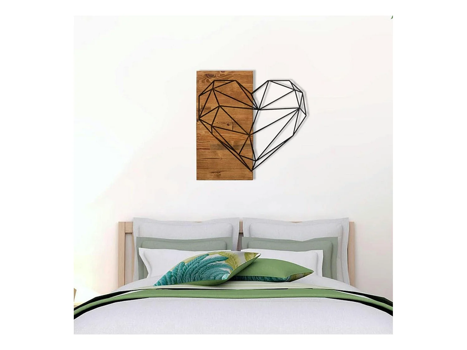 Décoration murale chambre – cœur métal et bois