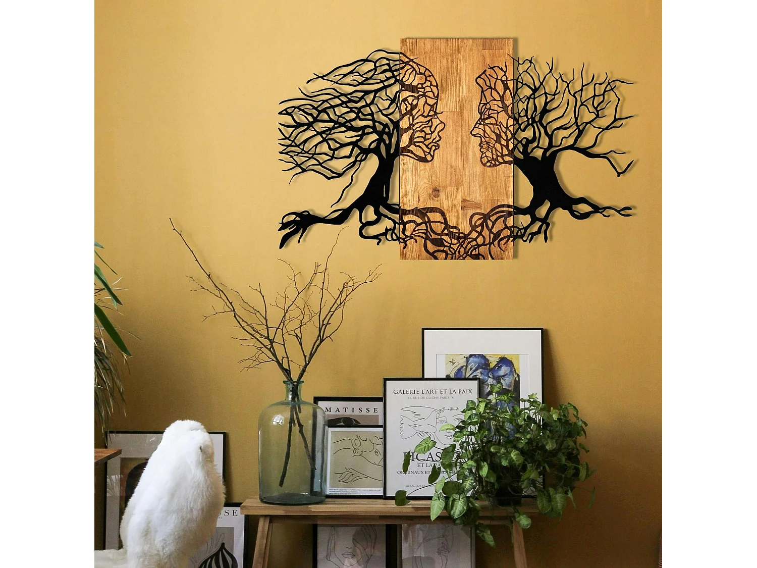 Décoration murale chambre – visages stylisés métal et bois