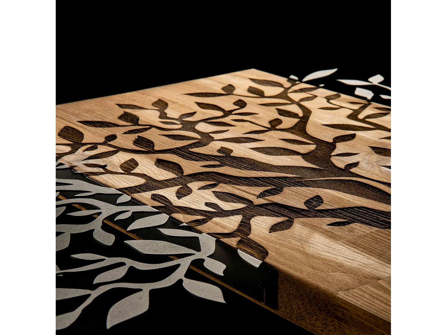 Décoration murale en métal et bois – arbre de vie