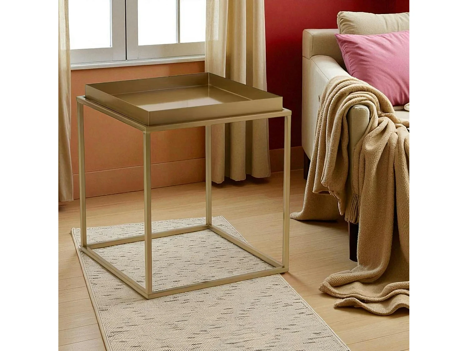 Bout de canapé cube doré – plateau mobile, style design SFAX