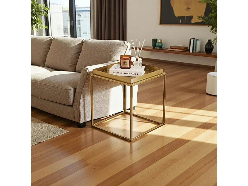 Bout de canapé cube doré – plateau mobile, style design SFAX