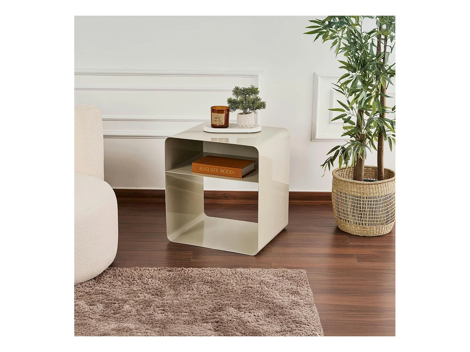 Table d’appoint design métal taupe – forme cube SFAX