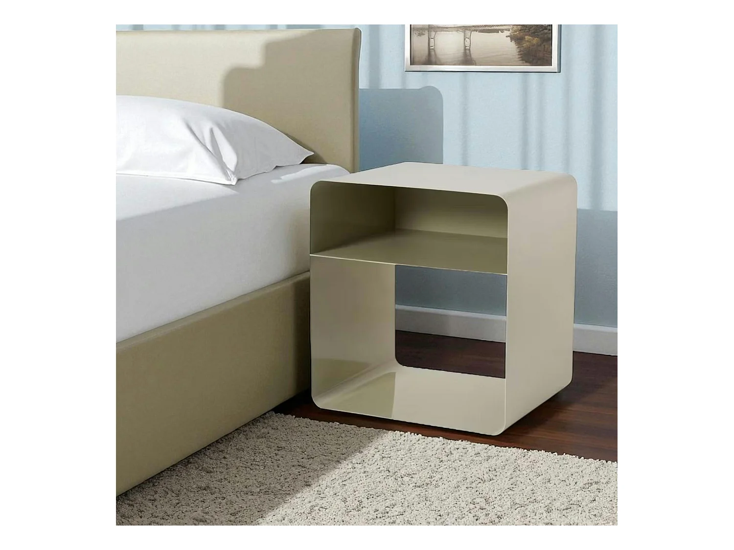 Table d’appoint design métal taupe – forme cube SFAX