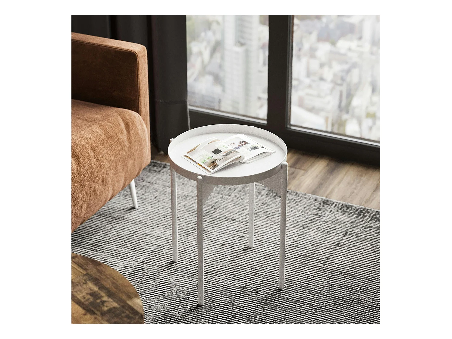 Petite table ronde blanche design & plateau assorti SFAX