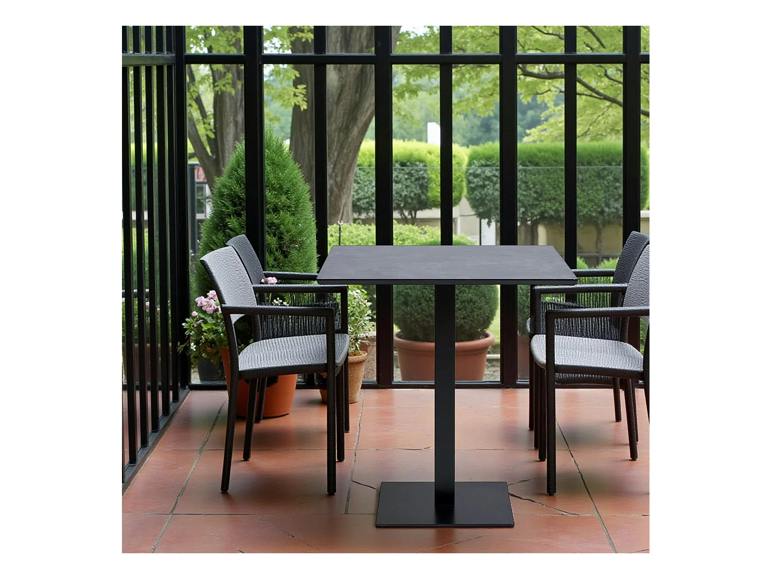 Table bistrot mélamine grise - pied métal noir, 70 cm NAPA