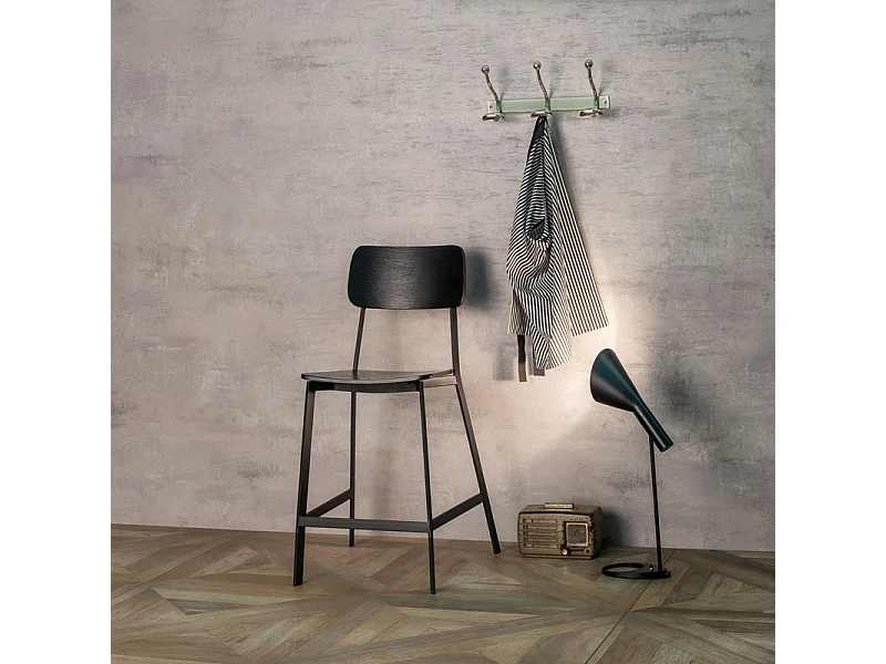 Set van 2 zwarte houten hoge krukken met voetenbank en metalen poten "Teo" cm 51,5x51,97h