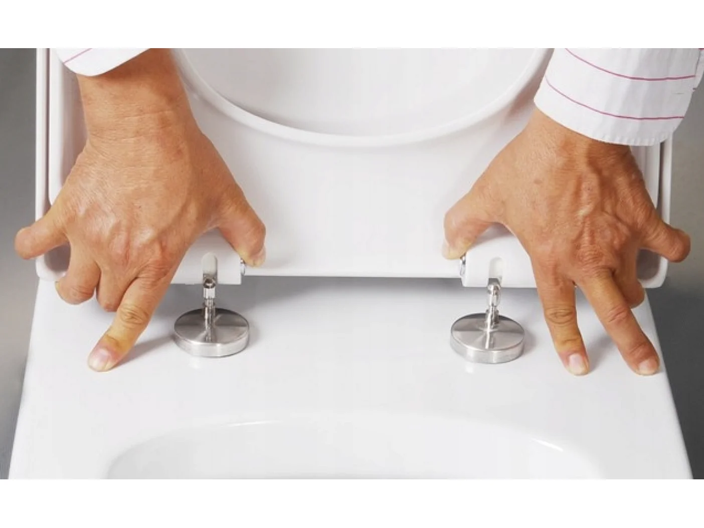 WC-Toilette: Schüssel Schwarz mit Klosettsitz Slim Soft-Close