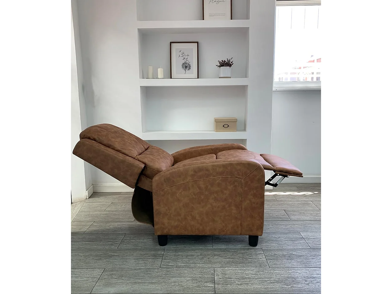 Sillón Relax con Reclinación Manual, Tapizado en Microfibra, Modelo Inés, Óxido