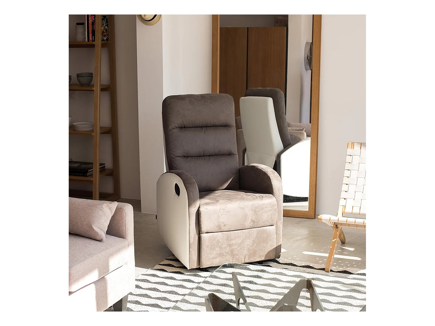 Sillón Relax Reclinación Manual, PU y Microfibra. Modelo Ludwig, Blanco/Antracita