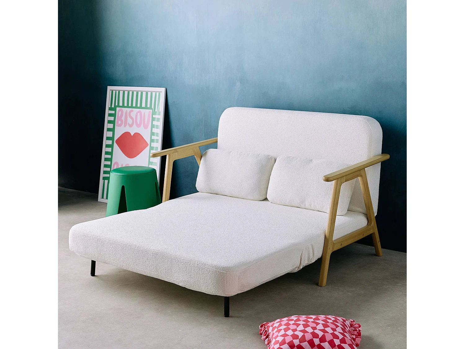 Sofá cama convertible en borreguito y madera ,  2 plazas crema