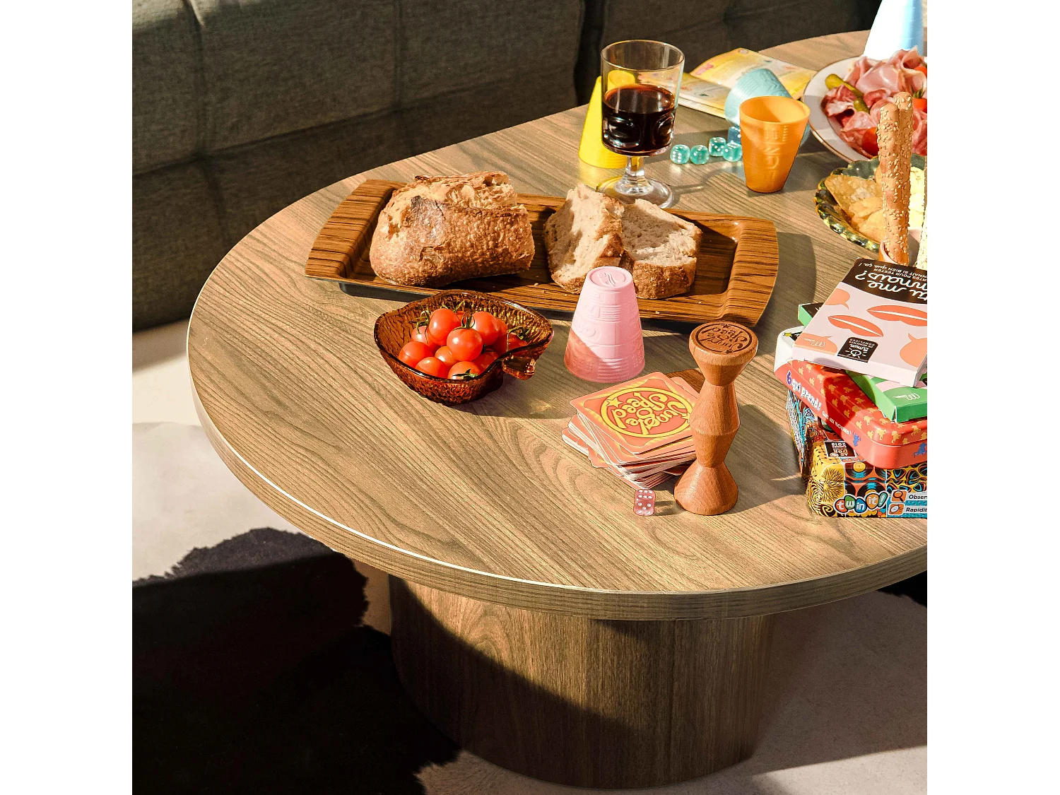 Table basse ovale 120 cm moderne effet bois clair