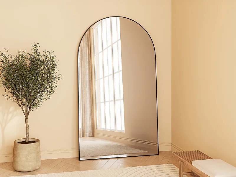 Grand miroir arche en aluminium - L. 110 x H. 190 cm - Noir - OLYVEN