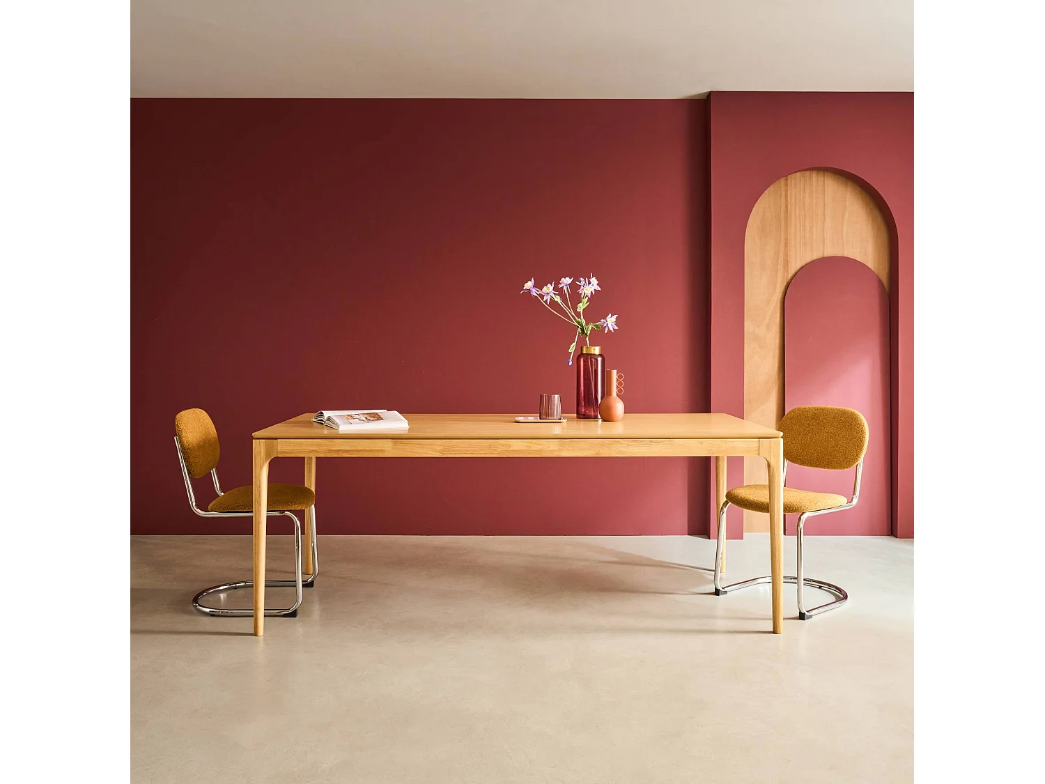 Tavola da pranzo rettangolare in legno di hevea di 8 posti, marrone