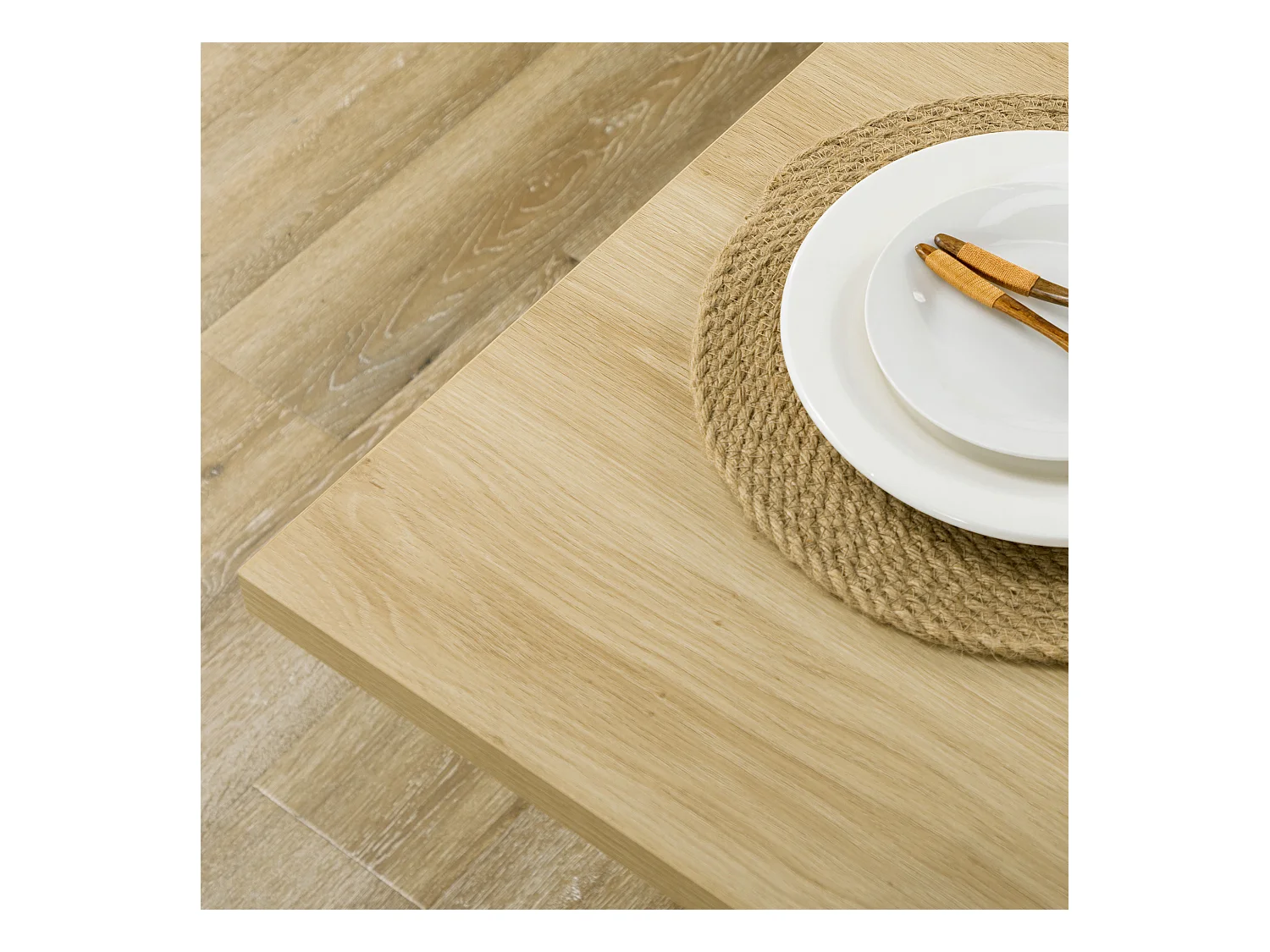 Isola per cucina 4-6 persone con armadietti e ripiani in truciolato