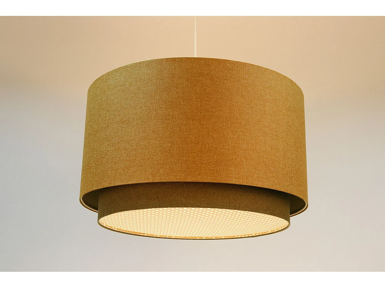 Suspension avec diffuseur en rotin