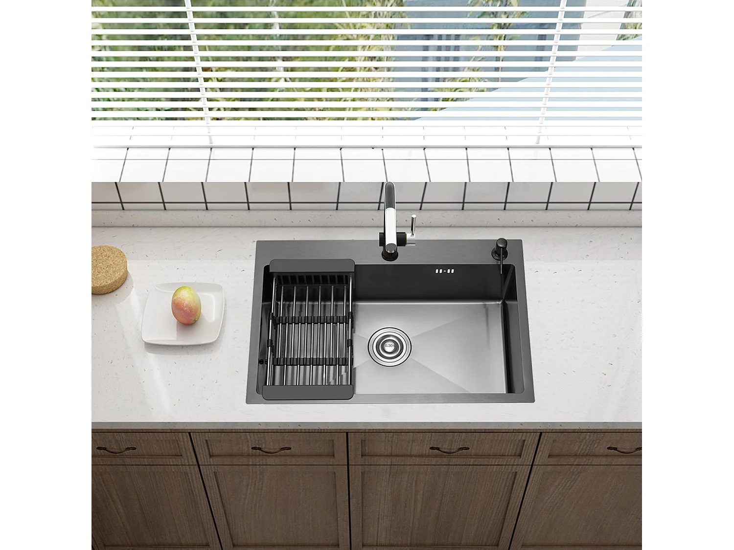 Cuisine Evier Simple en Acier Inoxydable 68x45x19 cm, avec Panier d'égouttage Télescopique, Distributeur de Savon en Acier Inoxydable, Noir