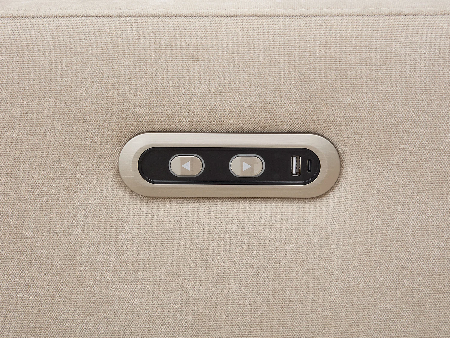 Canapé 3 places avec assise coulissante électrique en tissu beige DIMARIAS