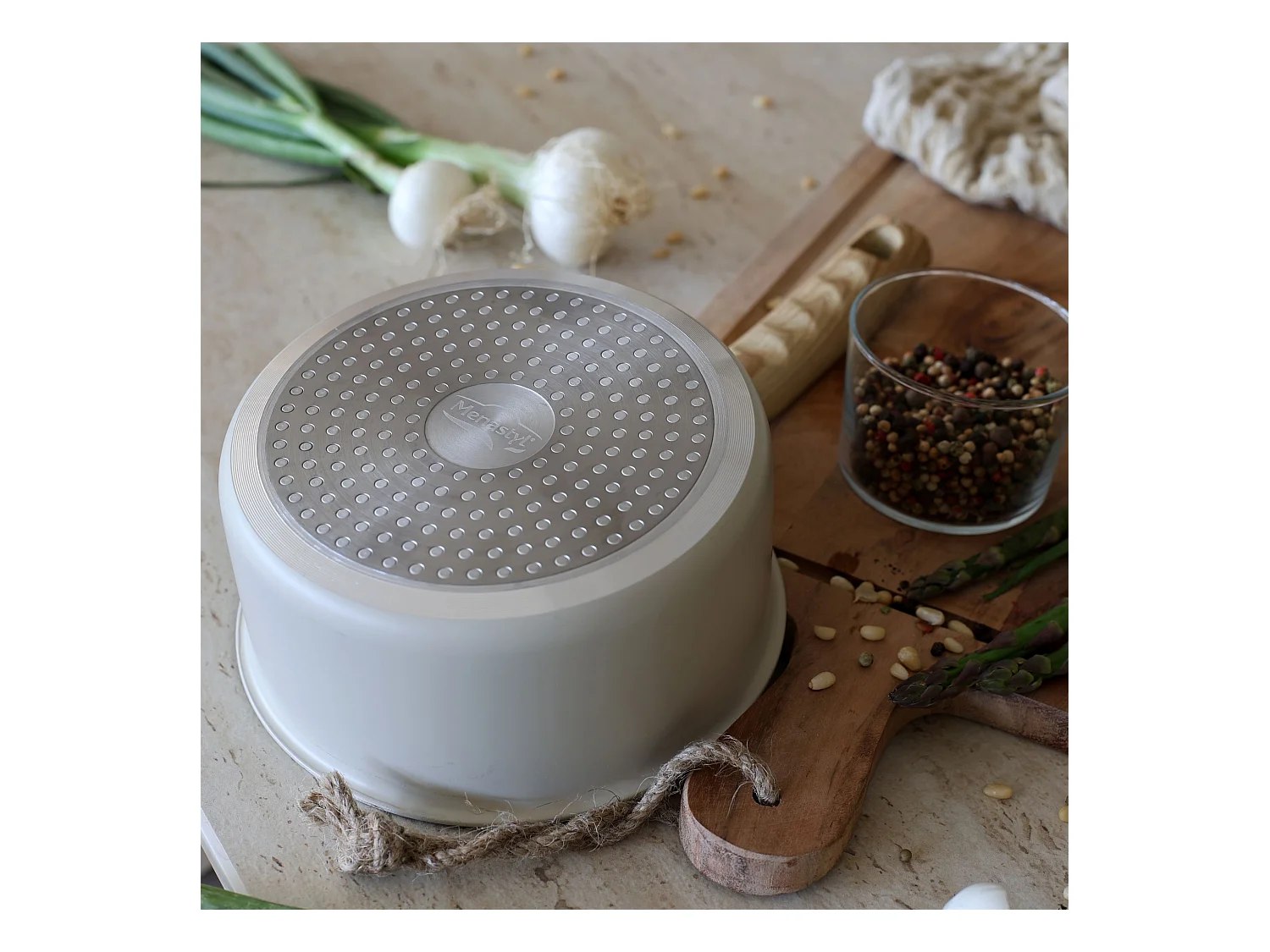 Menastyl - Lot 3 Casseroles Easynox 16/18/20cm En Acier Inox Et Aluminium Ecume