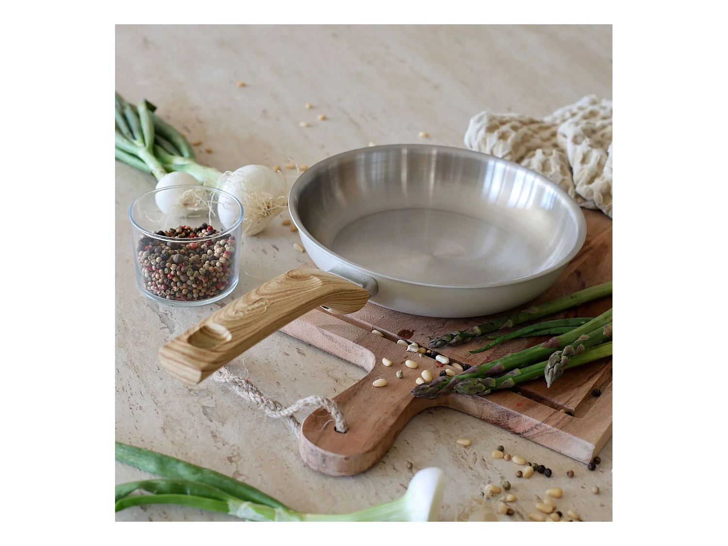 Menastyl - Lot 3 Poeles Easynox 20/24/28cm En Acier Inox Et Aluminium Ecume