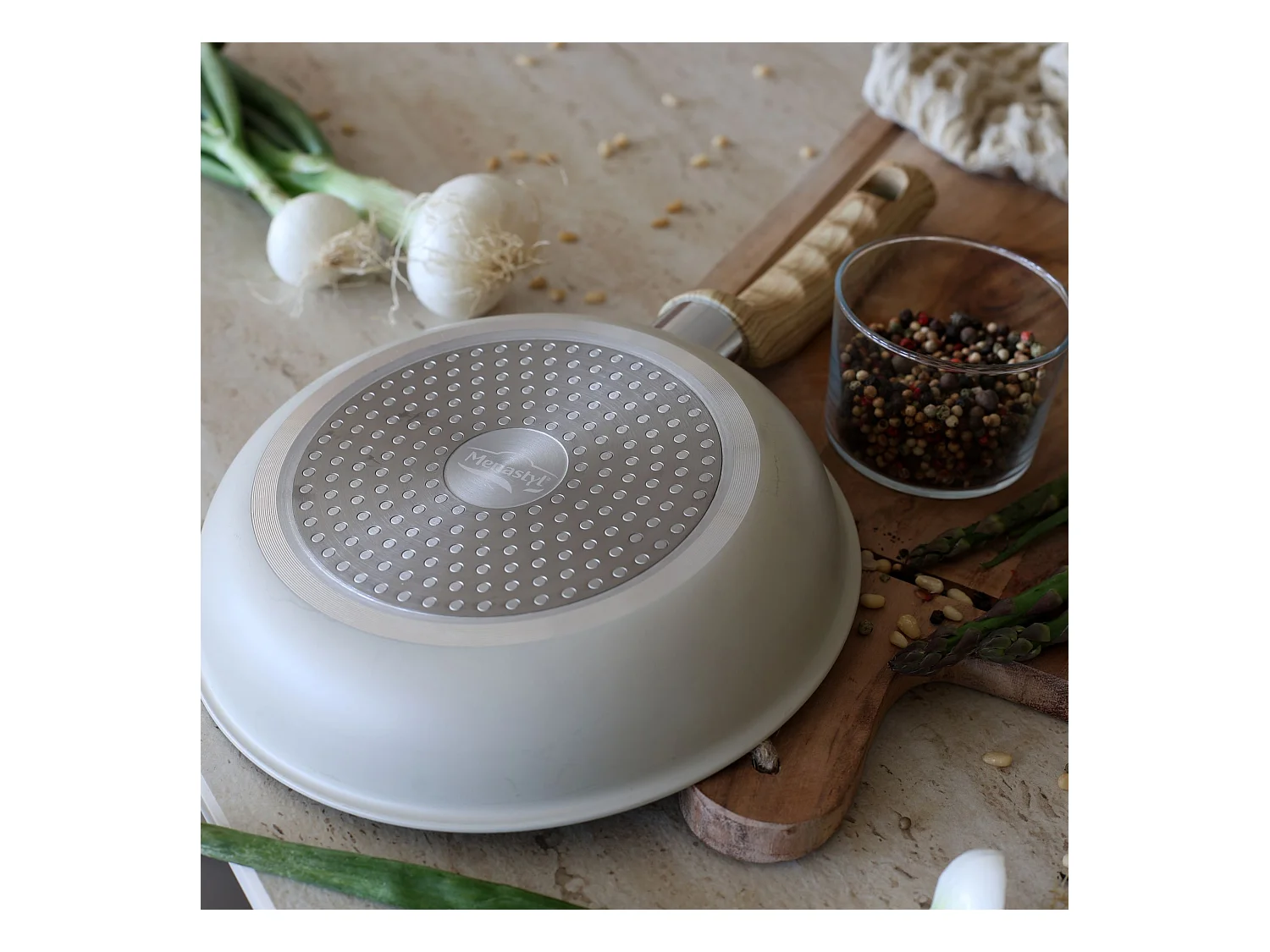 Menastyl - Lot 3 Poeles Easynox 20/24/28cm En Acier Inox Et Aluminium Ecume