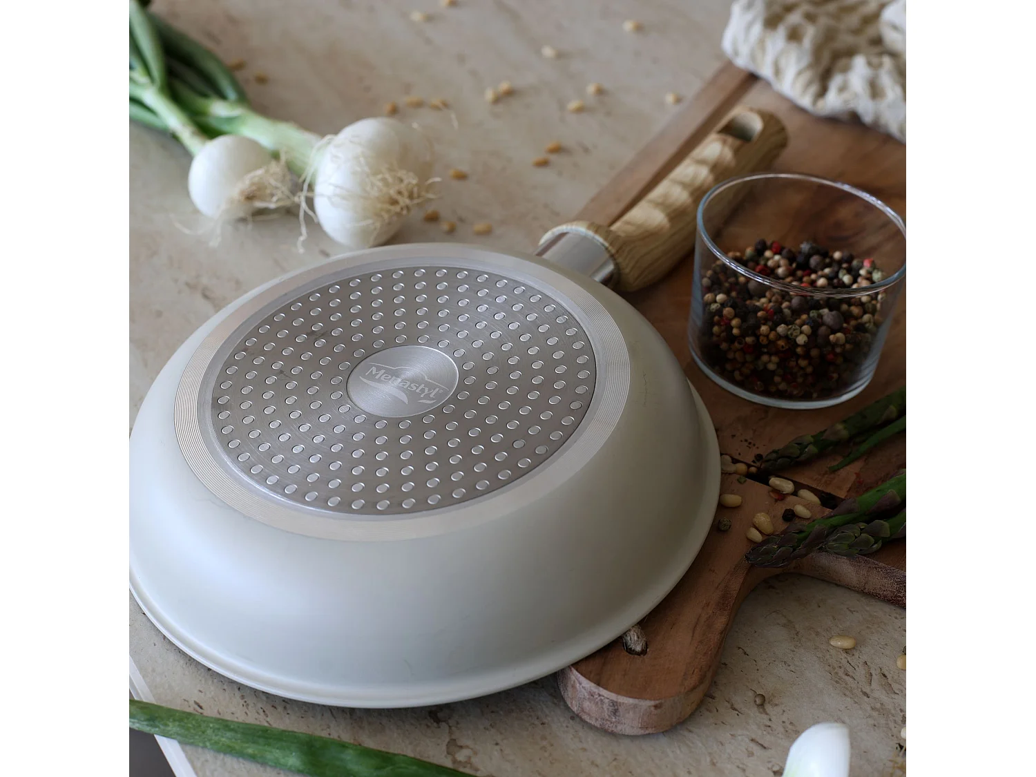 Menastyl - Lot 3 Poeles Easynox 20/24/28cm En Acier Inox Et Aluminium Ecume