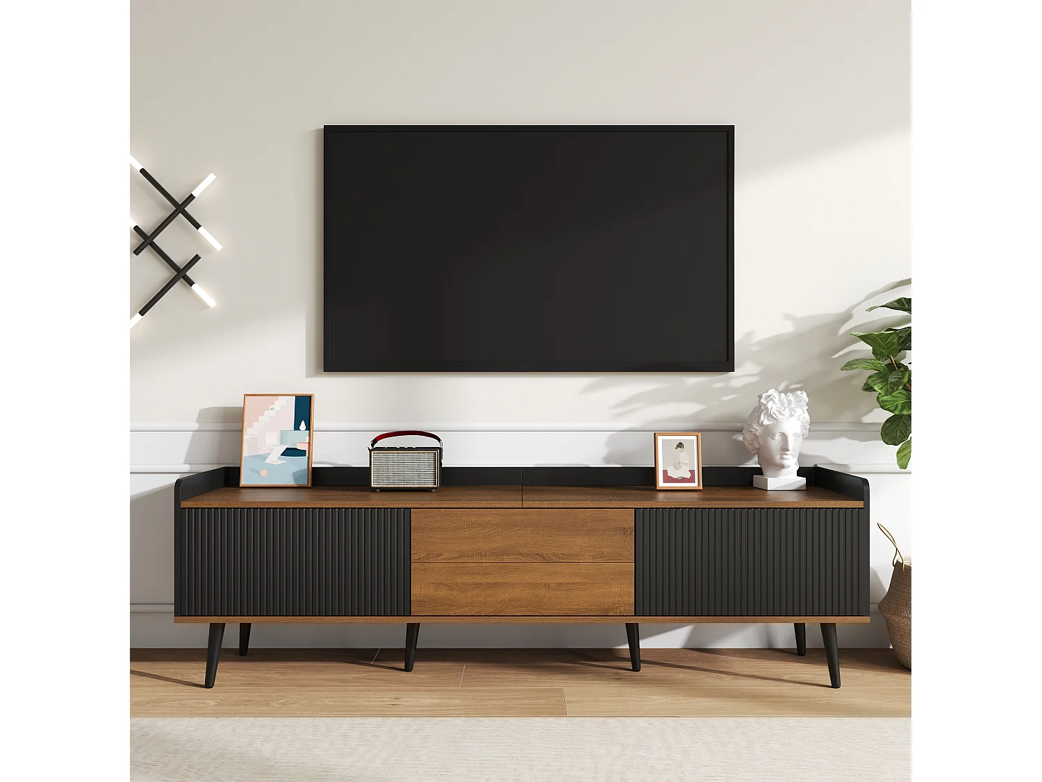 TV-Schrank 160×39×49,5 cm - mit 3 Türen - Holzoptik - Massivholzfüße - MDF + Spanplatte - schwarz und natur