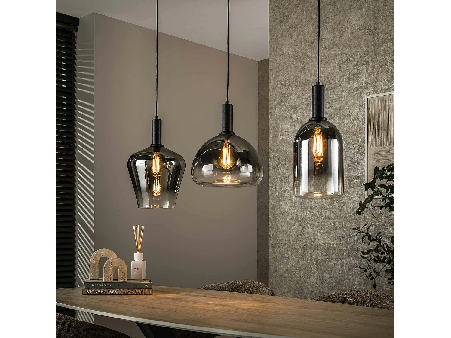 Suspension en verre fumé – 3 formes NOVA