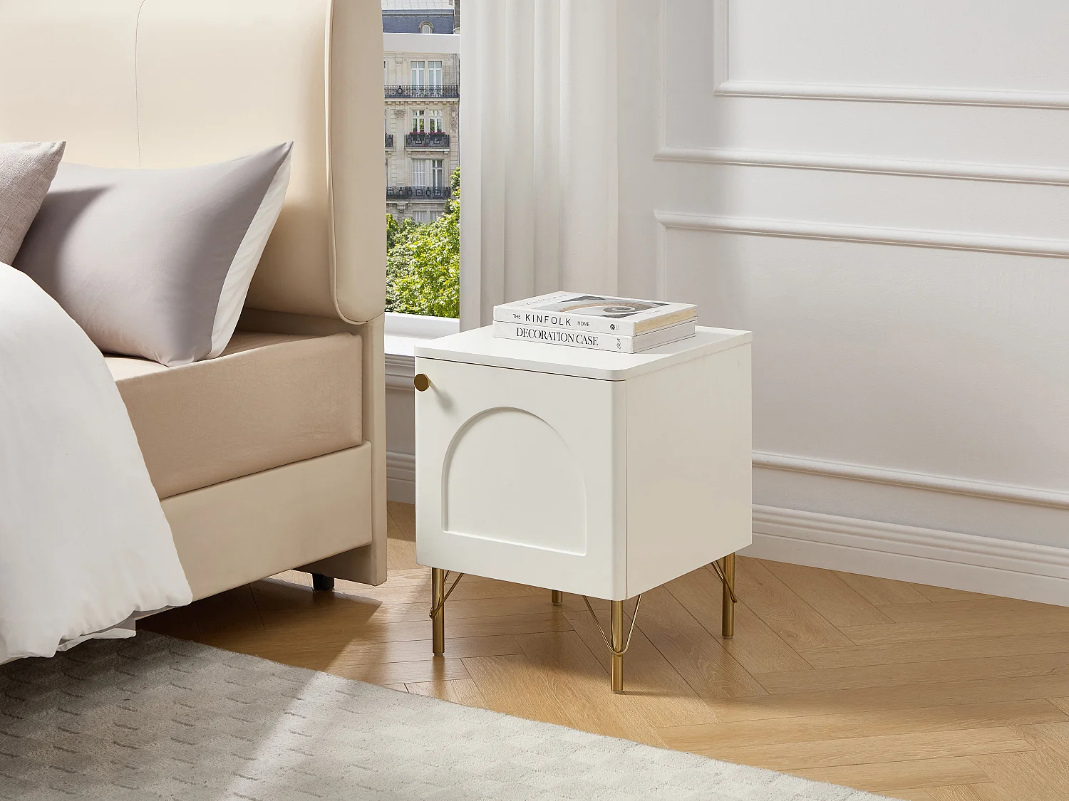 Table de chevet côté gauche 1 porte – Blanc et doré - ALOBARA