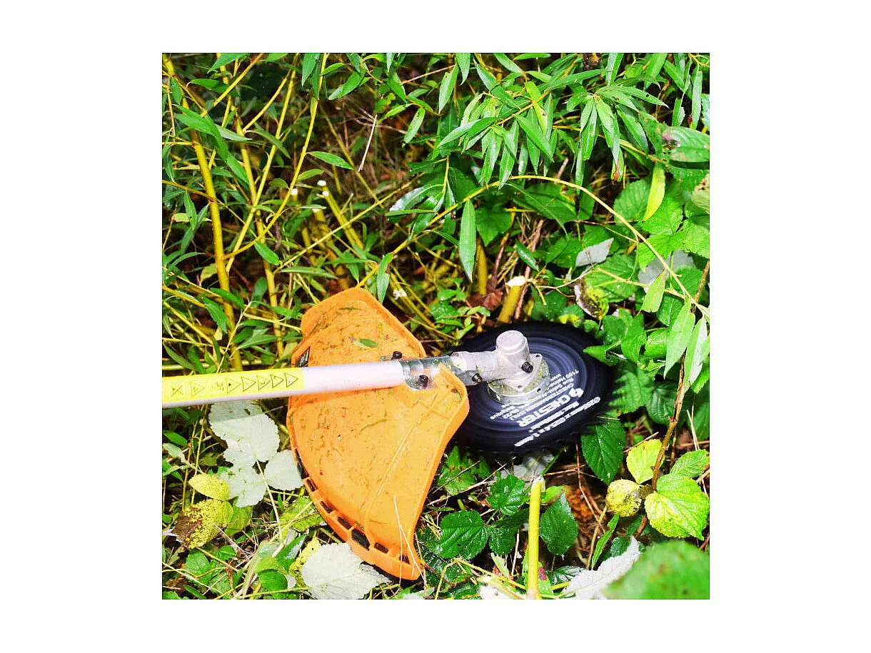 Débroussailleuse thermique 52 cm³ - 3 lames + 1 tête double fil - CHESTER